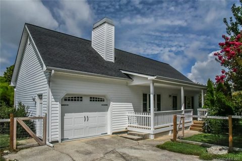 4 Apple Blossom Lane sold home in Apple Blossom Estates, Hendersonville, NC