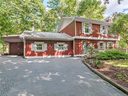 8 Mayfair Place sold home in Arden, SC
