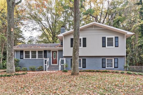 1620 Redcoat Drive sold home in Queens Grant, Charlotte, NC