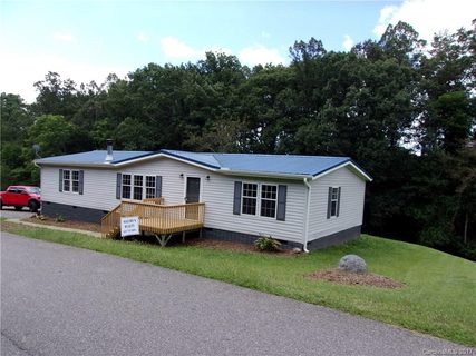 21 Star Flower Road sold manufactured home in Hills Of French Broad, Alexander, NC