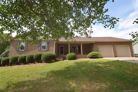 2507 Blake Court sold home in Lincoln Forest, Lincolnton, NC