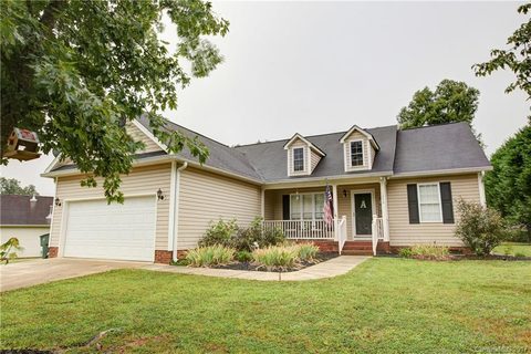 1250 Laurel Woods Drive