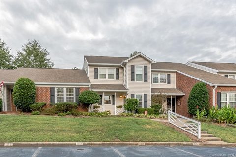 10820 Winterbourne Court #92 sold townhome in Kensington At Raintree, Charlotte, NC