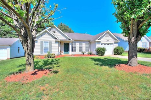 1323 Grass Meadows Court sold home in Grass Meadows, Charlotte, NC