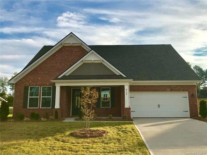 8746 Mullis Forest Court 27