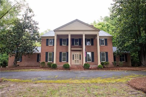 703 Hillside Drive