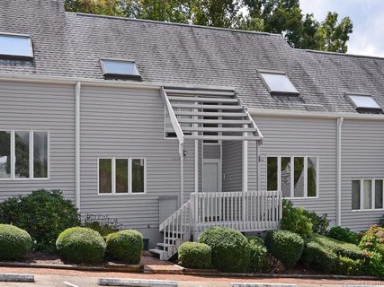 2 Lynx Drive F sold condo in The Lynx Condominium, Black Mountain, NC