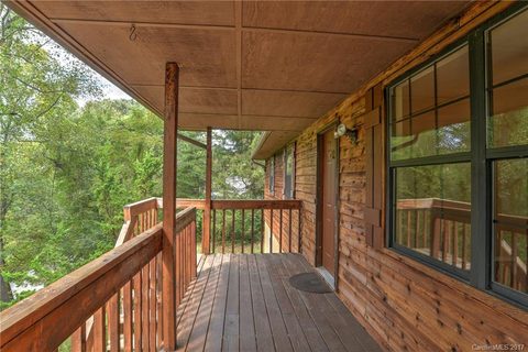39 Lakeside Drive sold home in Sulfur Springs Park, Asheville, NC