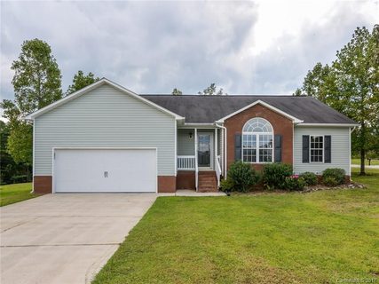 104 Whistling Pines Drive