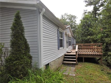 388 Pinewood Knoll 04 sold manufactured home in Rocky Ridge, Hendersonville, NC