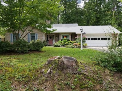 112 W Laurel Lane