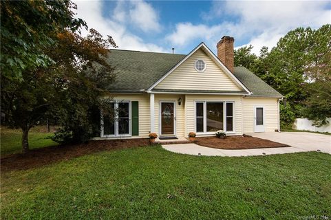1308 Roseberry Place