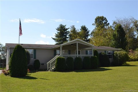 632 Divide Loop 9 sold home in Country View, Flat Rock, NC