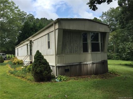 405 Doliver Drive sold manufactured home in The Meadows, Horse Shoe, NC