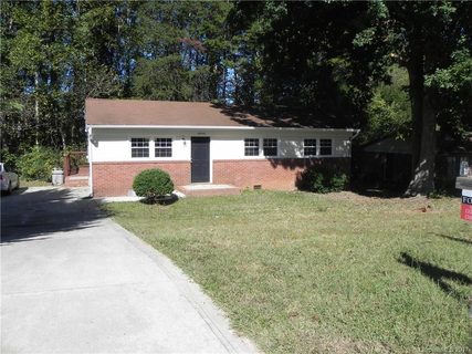 3220 Spring Valley Drive