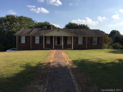 1502 Pamela Drive 54