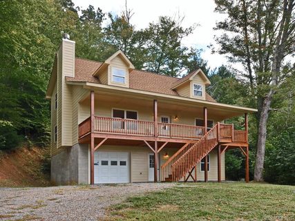 651 Possum Trot Road sold home in The Pinnacle, Burnsville, NC