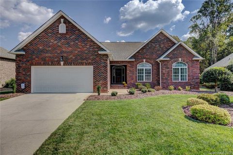 130 Hazeltine Court