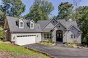 2817 Lake Front Drive sold home in Belmont, SC