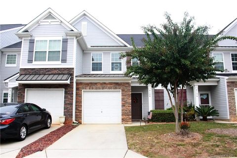 2158 Shady Pond Drive sold townhome in Harpers Mill, Lake Wylie, SC