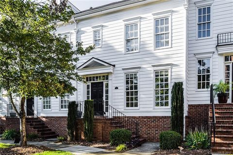 704 Old Meeting Way sold townhome in Davidson Gateway Townhomes, Davidson, NC