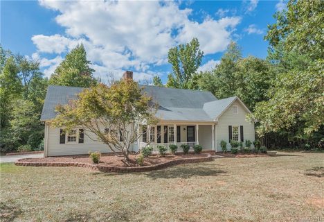 1733 Hands Mill Highway