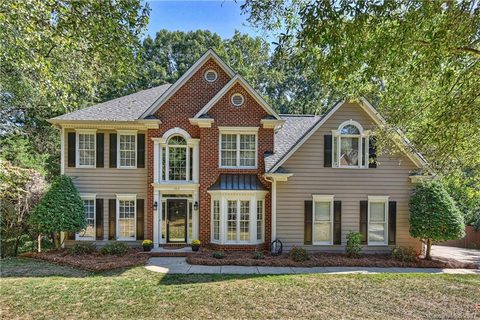 7312 Leharne Drive sold home in Crown Colony Estates, Charlotte, NC
