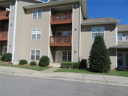 18 Commons Way 102 sold home in Castle Creek Village, Waynesville, NC