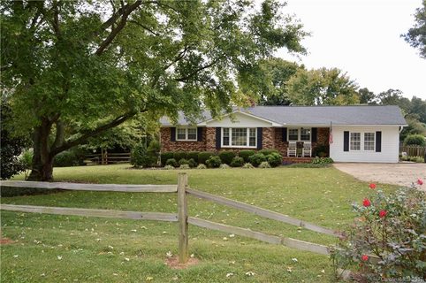 1678 Green Acres Road 44