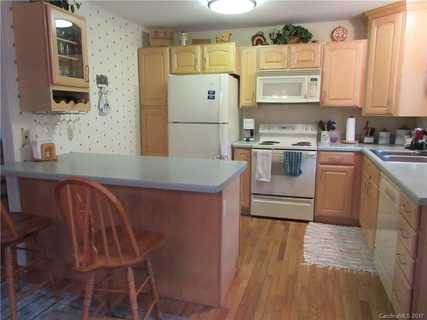 225 Fairway Lane D sold condo in Grassy Creek, Spruce Pine, NC