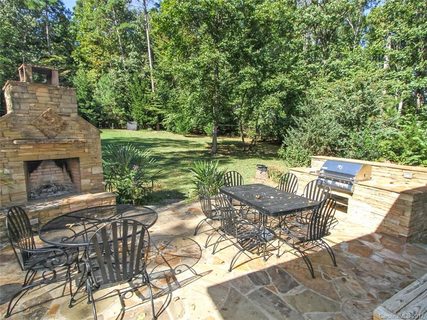 218 Patternote Road