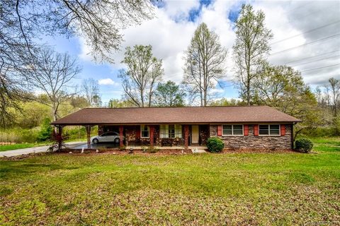 517 Goldwater Street sold home in Green Valley, Shelby, NC