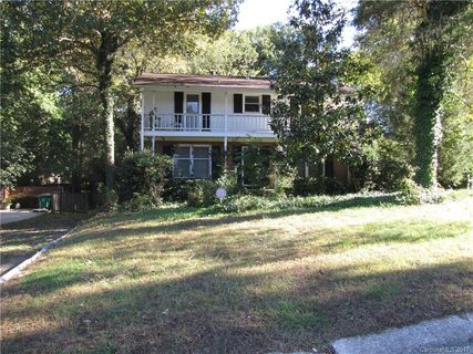 1204 Crown Court sold home in Queens Grant, Charlotte, NC