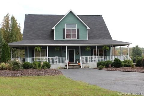 1305 Saddle Drive
