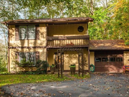 3 Thornwood Lane