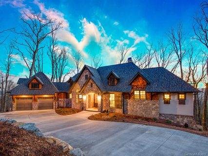 102 Old Forest Drive sold home in Pinchot Forest, Asheville, NC
