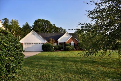 1051 Capel Court 96 sold home in Riverwood, Gastonia, NC