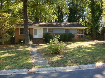 1016 Nancy Drive sold home in Hillsborough Acres, Charlotte, NC