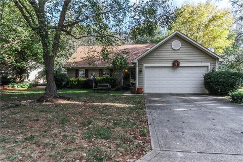 6711 Mounting Rock Road