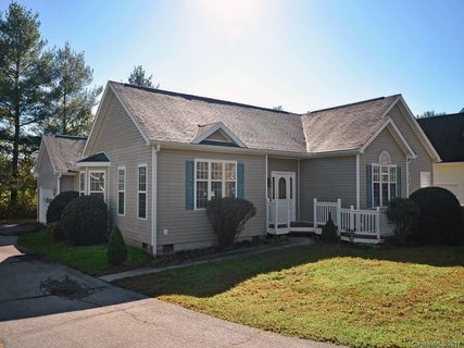 144 Kingfisher Lane