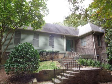 900 Amanda Drive