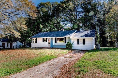 1134 Green Circle Drive sold home in Green Acres, Gastonia, NC