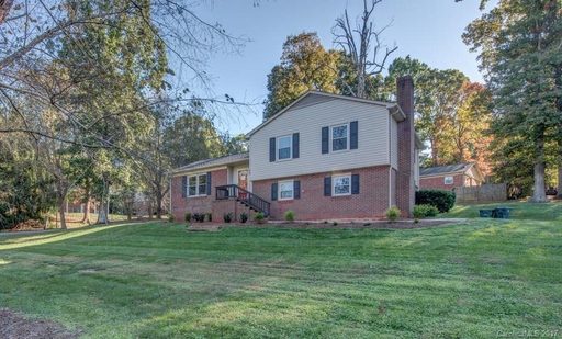 808 Forestbrook Drive sold home in Forest Brook, Gastonia, NC