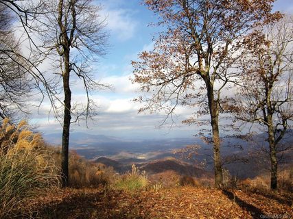 109 High Cliffs Trail