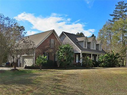 1104 Alysheba Court