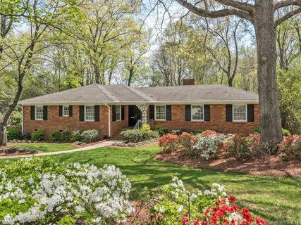 2536 Cloister Drive sold home in Cloisters, Charlotte, NC