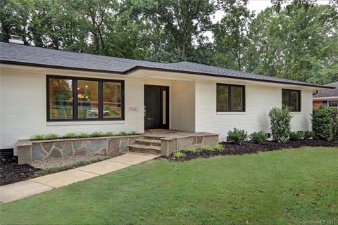 2546 Cloister Drive sold home in Cloisters, Charlotte, NC