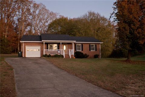 106 E College Manor Drive 34 sold home in College Manor, Shelby, NC