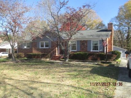 1944 Echo Lane 17