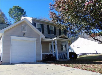 4723 Sahalee Lane sold home in Fox Chase, Charlotte, NC